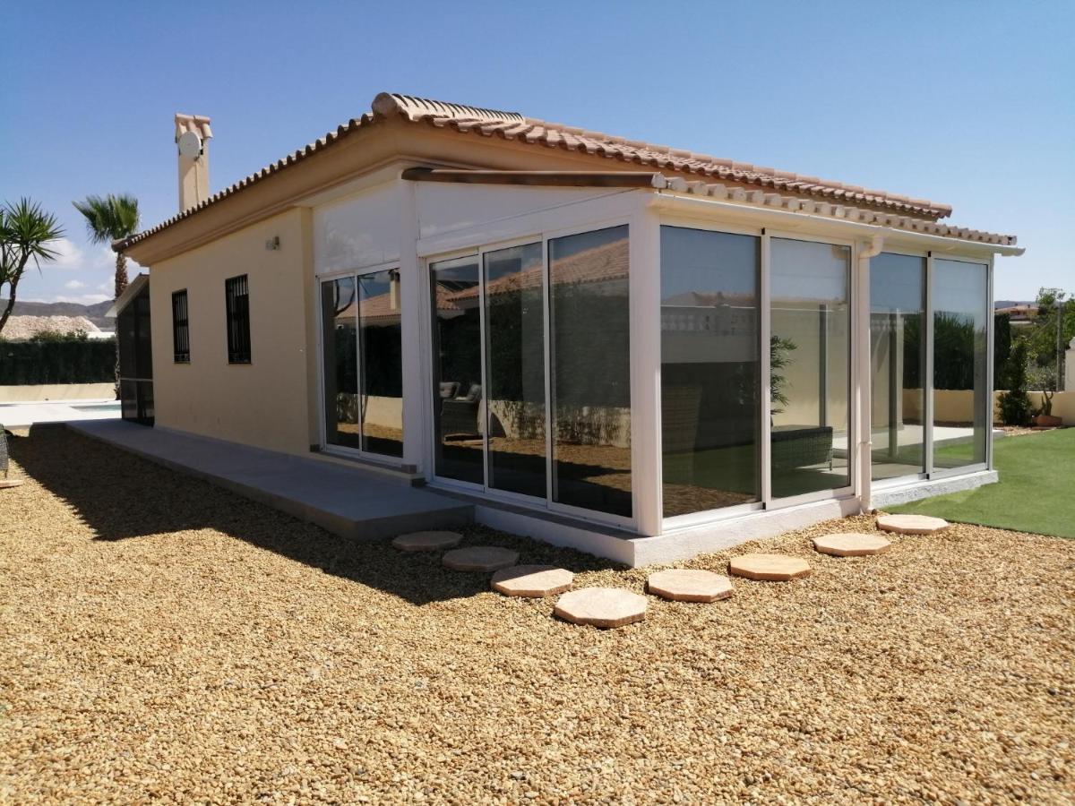 Villa Los Castos Immaculate 2-Bed Villa Arboleas Esterno foto