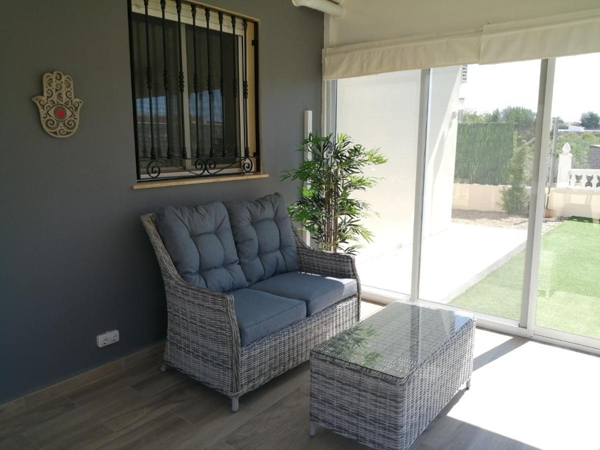 Villa Los Castos Immaculate 2-Bed Villa Arboleas Esterno foto