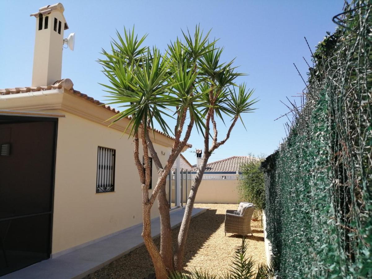 Villa Los Castos Immaculate 2-Bed Villa Arboleas Esterno foto